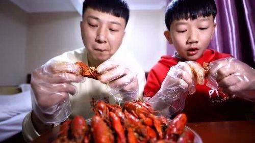 小虾可以吃田瓜吗视频,小虾可以吃田瓜吗？